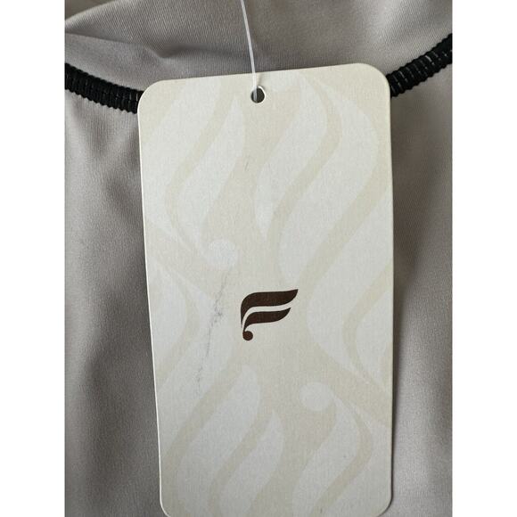 Fabletics Size 1X Giana Mock Neck Tank, White/Grey, Fitted, New $64.95 - Picture 9 of 12